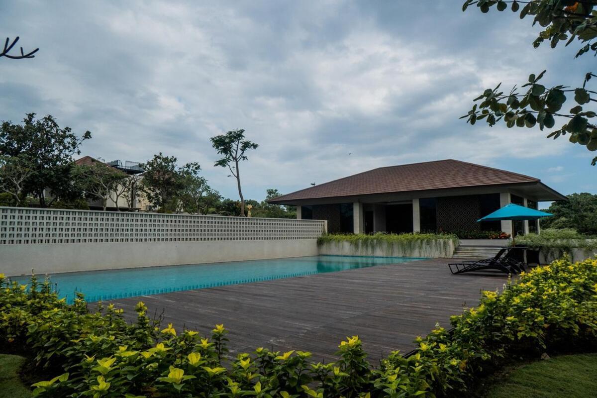 Sadana I22 Ciputra Beach Resort Near Tanah Lot Selemadeg Eksteriør billede